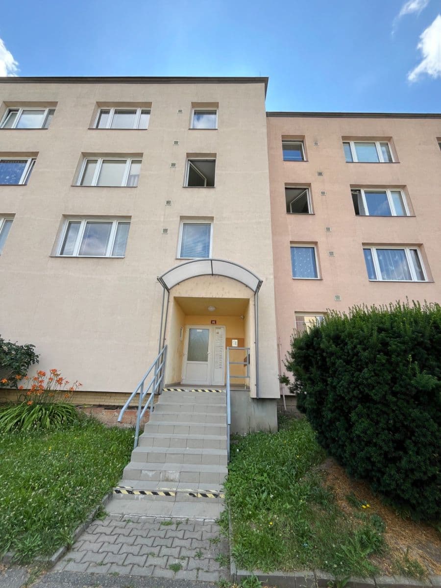 Pronájem bytu 1+kk 35 m², Ortenova, Kutná Hora, Středočeský kraj Pronájem bytu 1+kk 35 m², Ortenova, Kutná Hora, Středočeský kraj