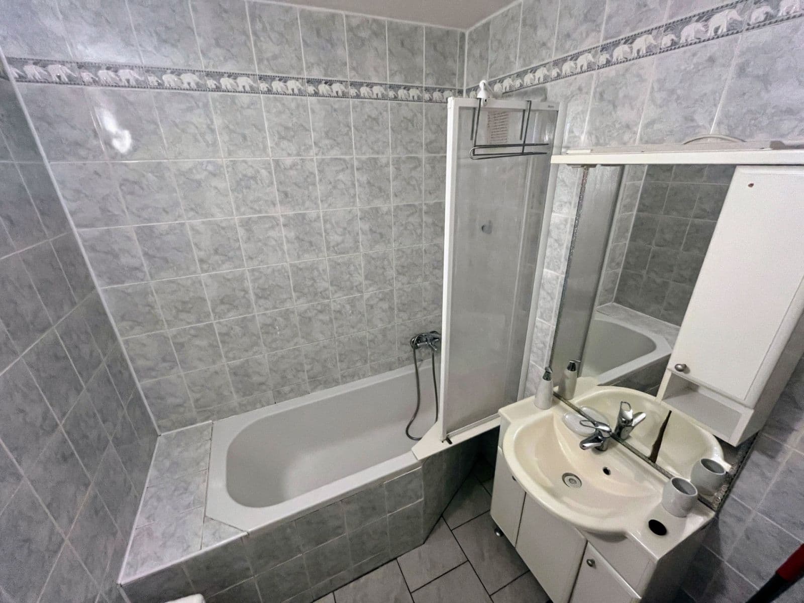 Pronájem bytu 1+kk 35 m², Ortenova, Kutná Hora, Středočeský kraj Pronájem bytu 1+kk 35 m², Ortenova, Kutná Hora, Středočeský kraj