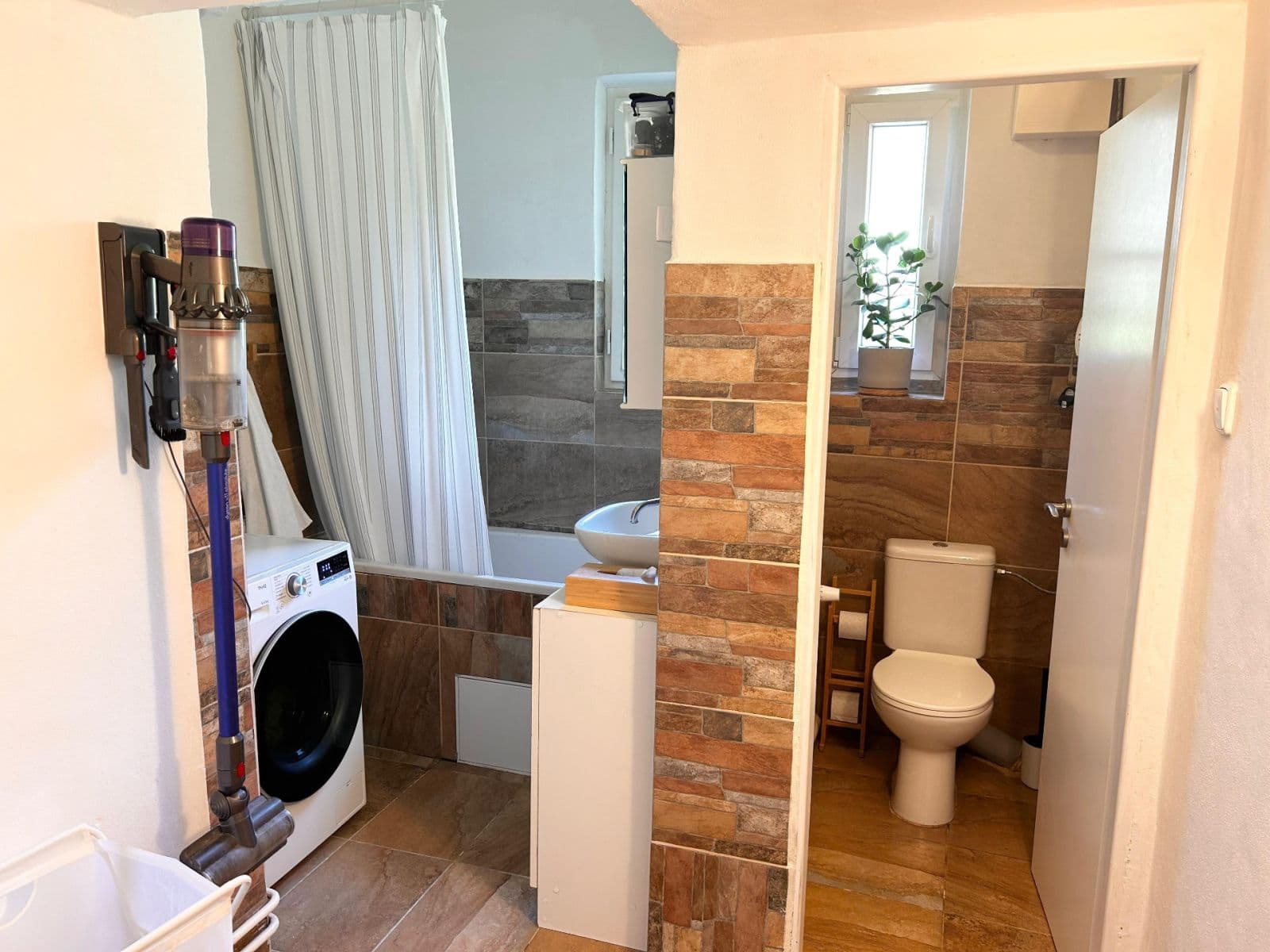 Pronájem bytu 3+1 85 m², Nad Rokoskou, Praha, Praha Pronájem bytu 3+1 85 m², Nad Rokoskou, Praha, Praha