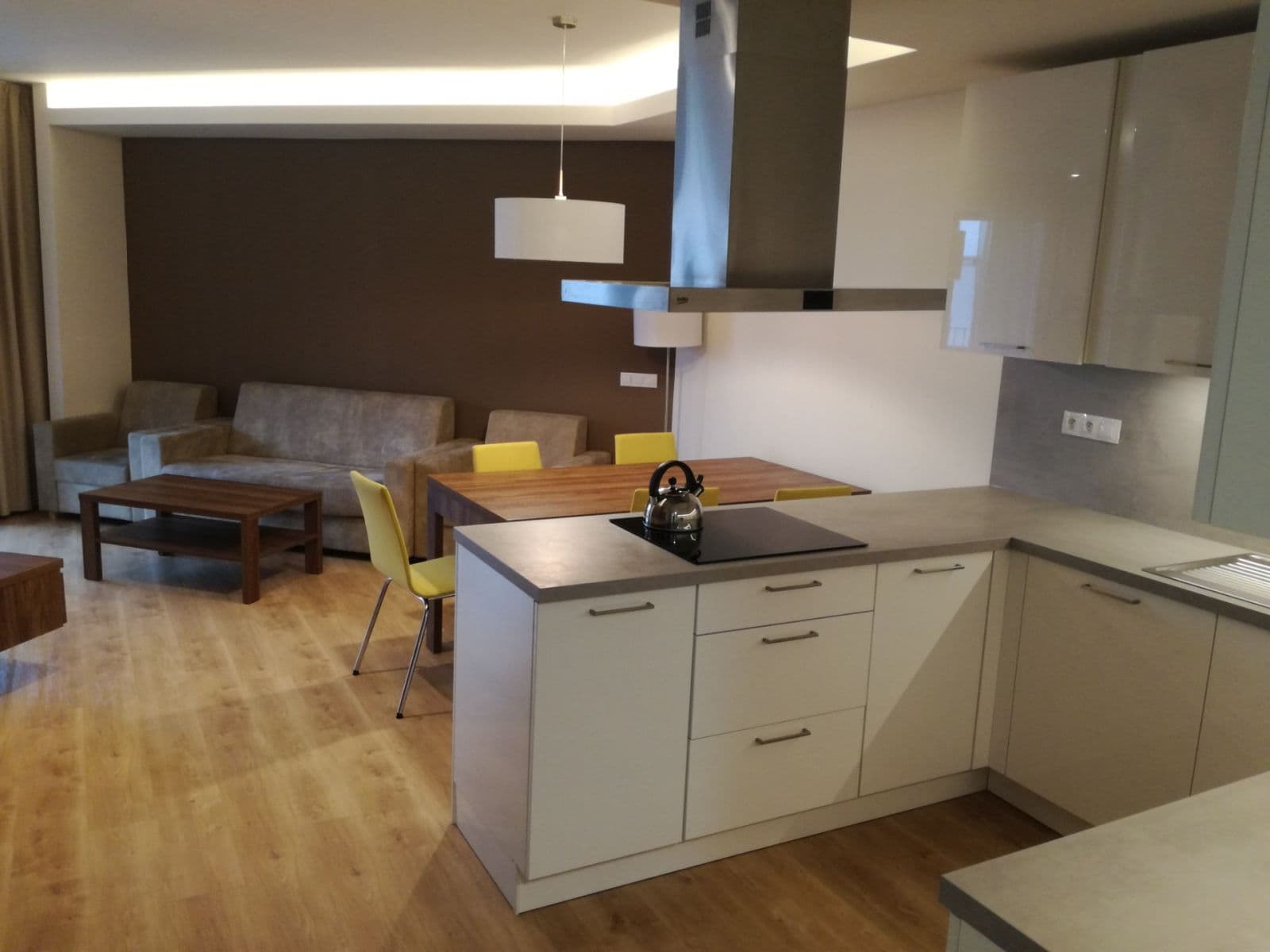 Pronájem bytu 3+kk 87 m², Mukařovského, Praha, Praha Pronájem bytu 3+kk 87 m², Mukařovského, Praha, Praha