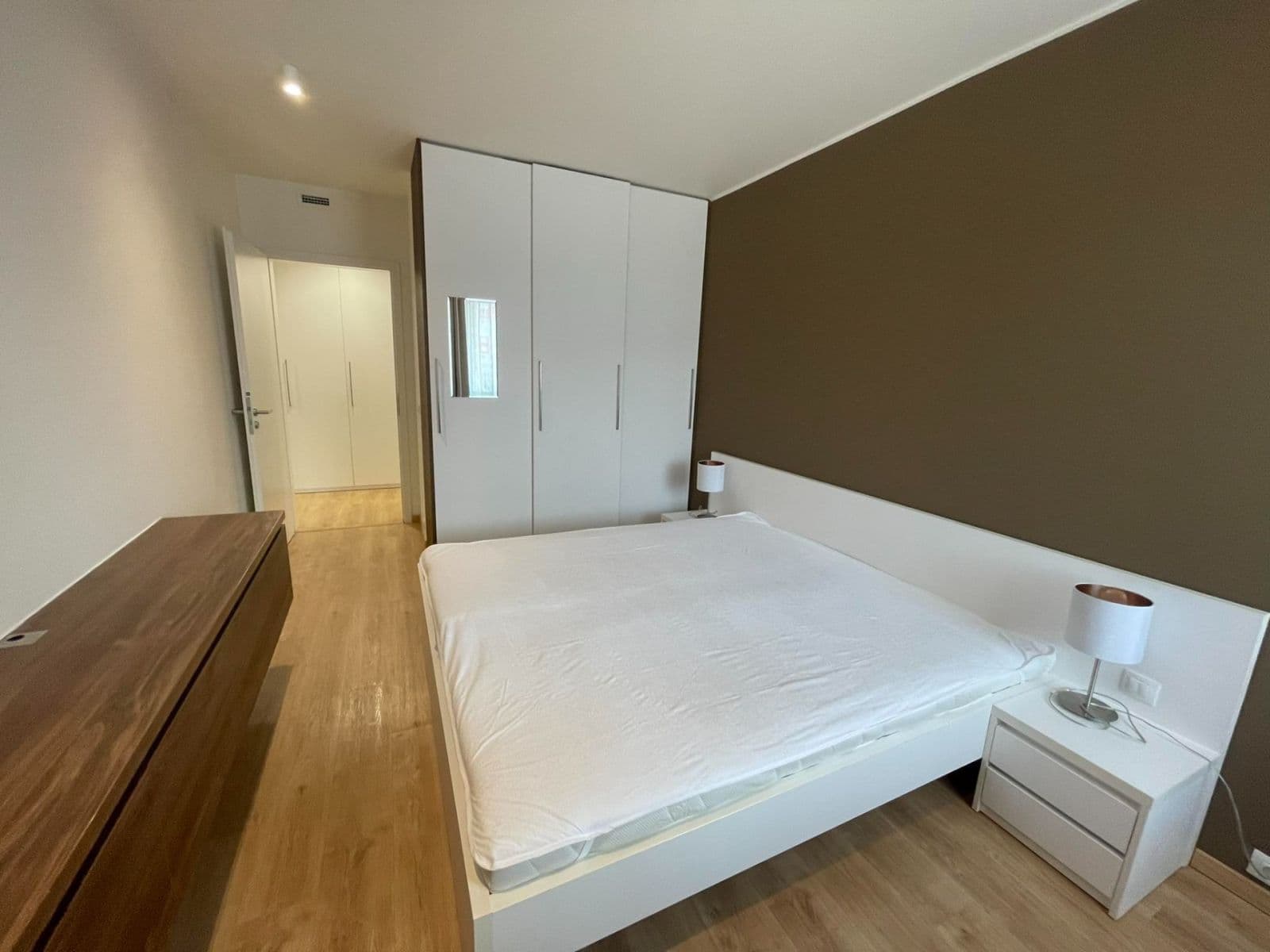Pronájem bytu 3+kk 87 m², Mukařovského, Praha, Praha Pronájem bytu 3+kk 87 m², Mukařovského, Praha, Praha