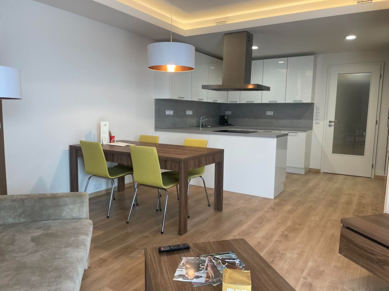 Pronájem bytu 3+kk 87 m², Mukařovského, Praha, Praha Pronájem bytu 3+kk 87 m², Mukařovského, Praha, Praha