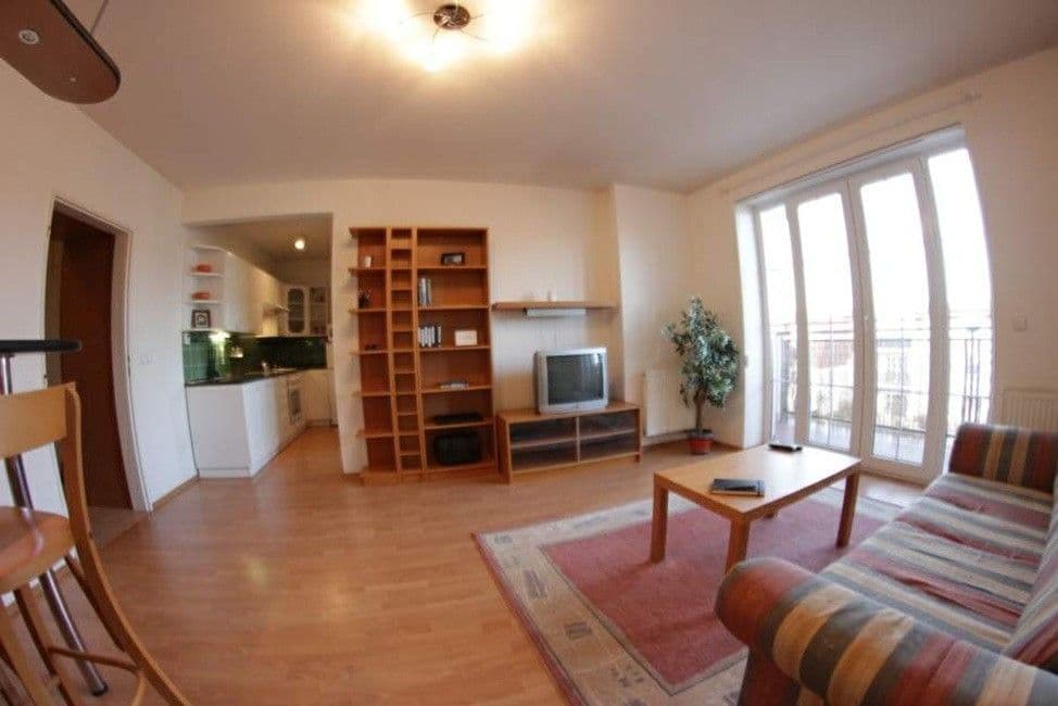 Pronájem bytu 2+kk 50 m², Ve Stromkách, Vestec, Středočeský kraj Pronájem bytu 2+kk 50 m², Ve Stromkách, Vestec, Středočeský kraj