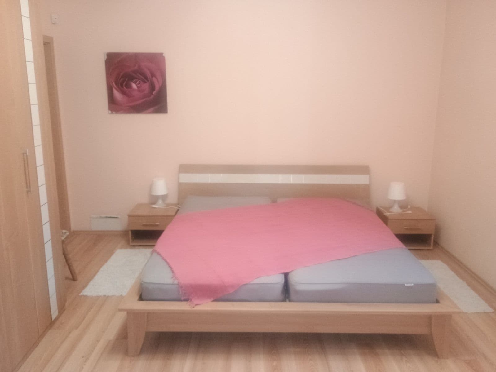 Pronájem domu 110 m², pozemek 400 m², u učiliště, Praha, Praha Pronájem domu 110 m², pozemek 400 m², u učiliště, Praha, Praha