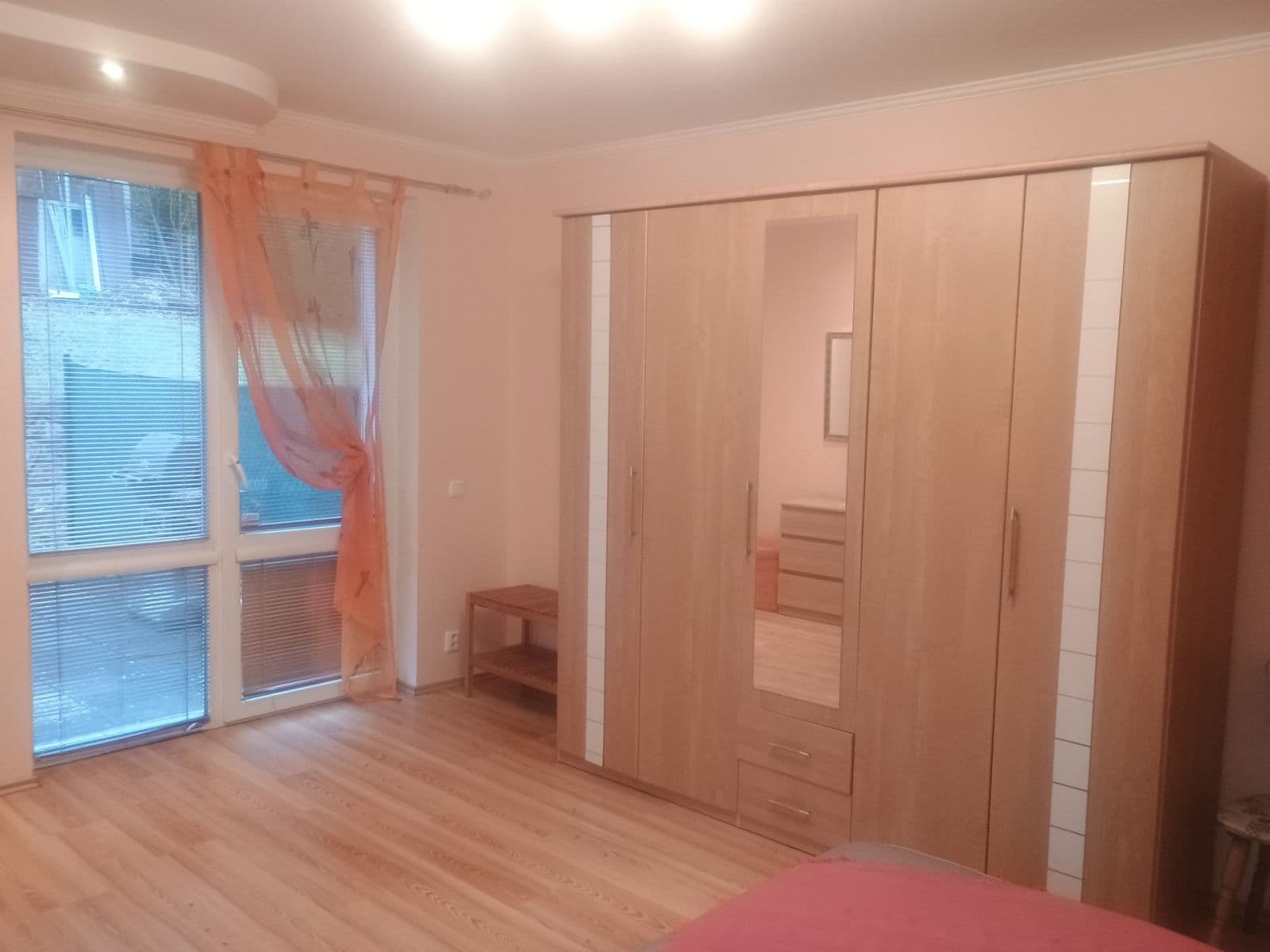 Pronájem domu 110 m², pozemek 400 m², u učiliště, Praha, Praha Pronájem domu 110 m², pozemek 400 m², u učiliště, Praha, Praha