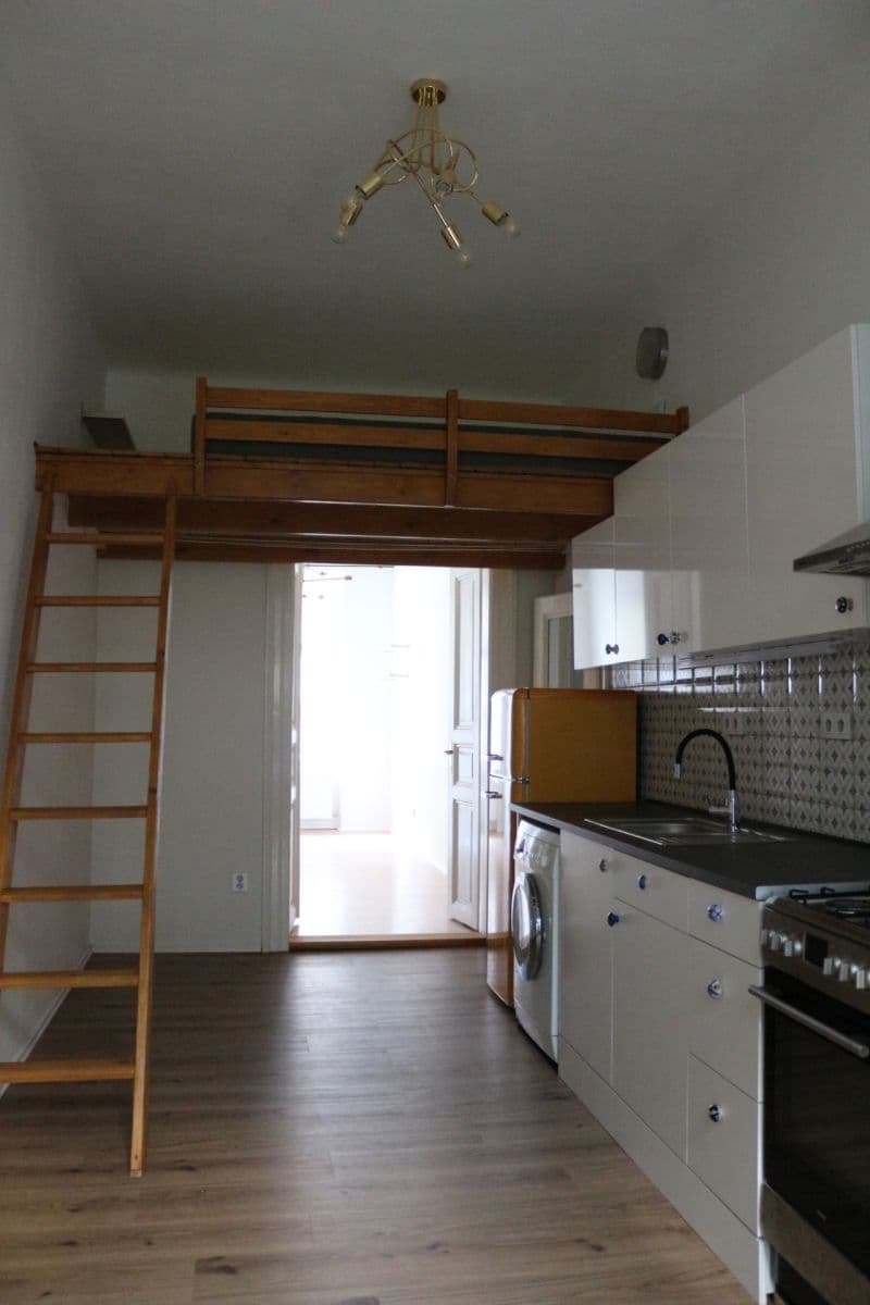 Pronájem bytu 2+kk 41 m², Bořivojova, Praha, Praha Pronájem bytu 2+kk 41 m², Bořivojova, Praha, Praha