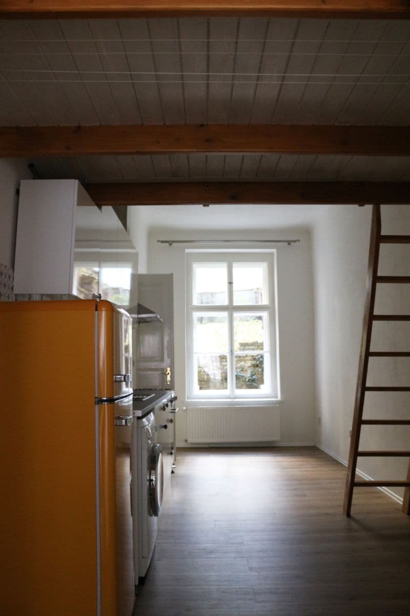 Pronájem bytu 2+kk 41 m², Bořivojova, Praha, Praha Pronájem bytu 2+kk 41 m², Bořivojova, Praha, Praha