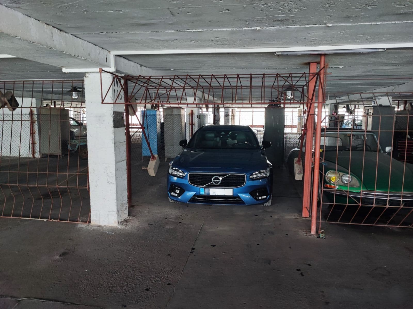 Prodej garáže 18 m², Lovosická, Praha, Praha Prodej garáže 18 m², Lovosická, Praha, Praha