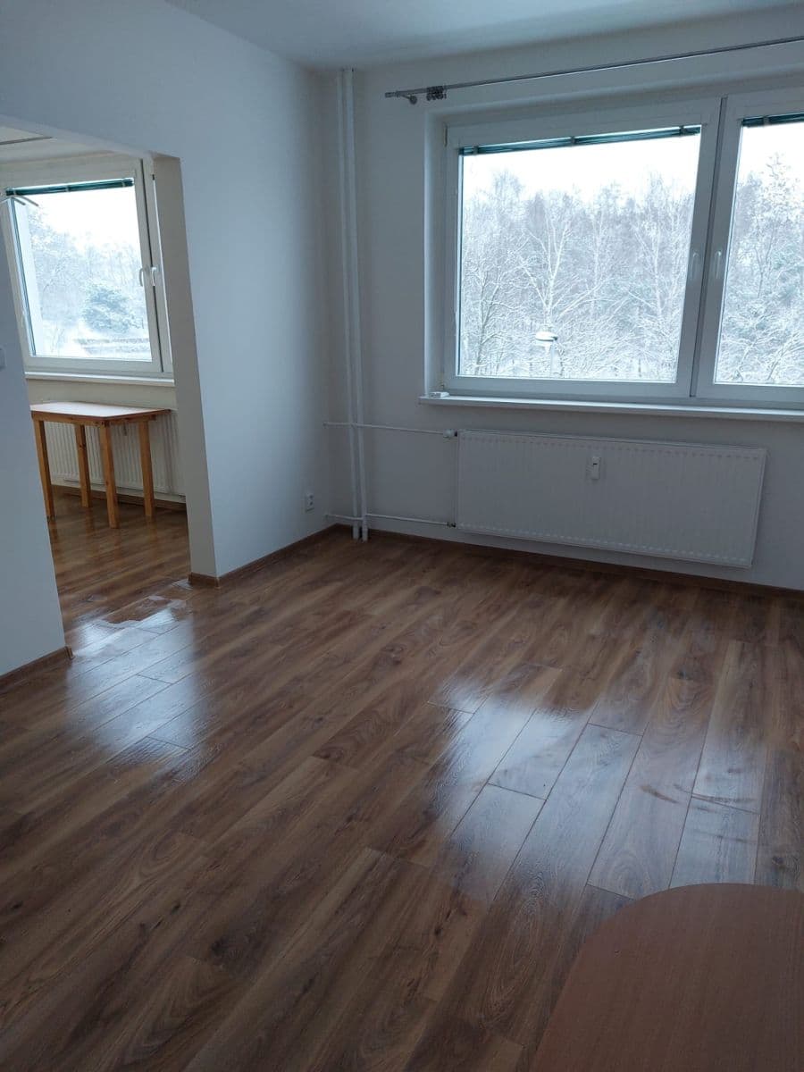 Pronájem bytu 1+1 35 m², Na Vyhaslém, Kladno, Středočeský kraj Pronájem bytu 1+1 35 m², Na Vyhaslém, Kladno, Středočeský kraj