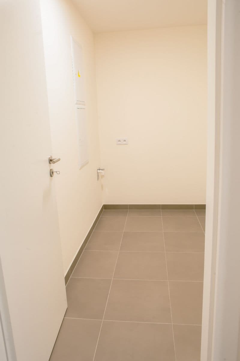 Pronájem bytu 2+kk 59 m², Poděbradská, Praha, Praha Pronájem bytu 2+kk 59 m², Poděbradská, Praha, Praha