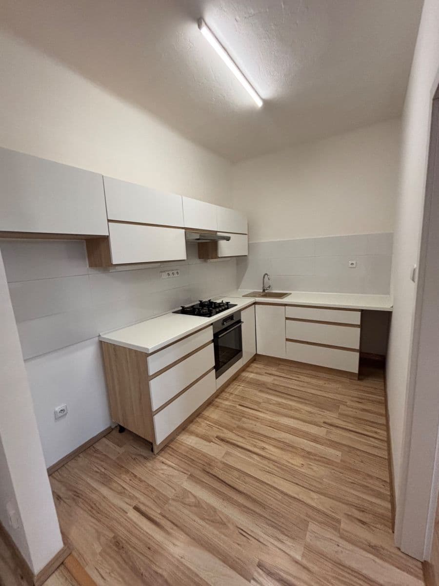 Pronájem bytu 2+kk 50 m², U První baterie, Praha, Praha Pronájem bytu 2+kk 50 m², U První baterie, Praha, Praha