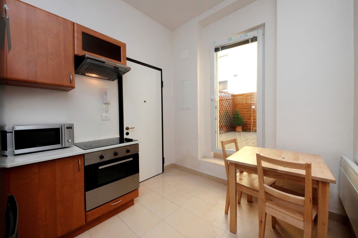 Prodej bytu 1+kk 74 m², Plzeňská, Praha, Praha Prodej bytu 1+kk 74 m², Plzeňská, Praha, Praha