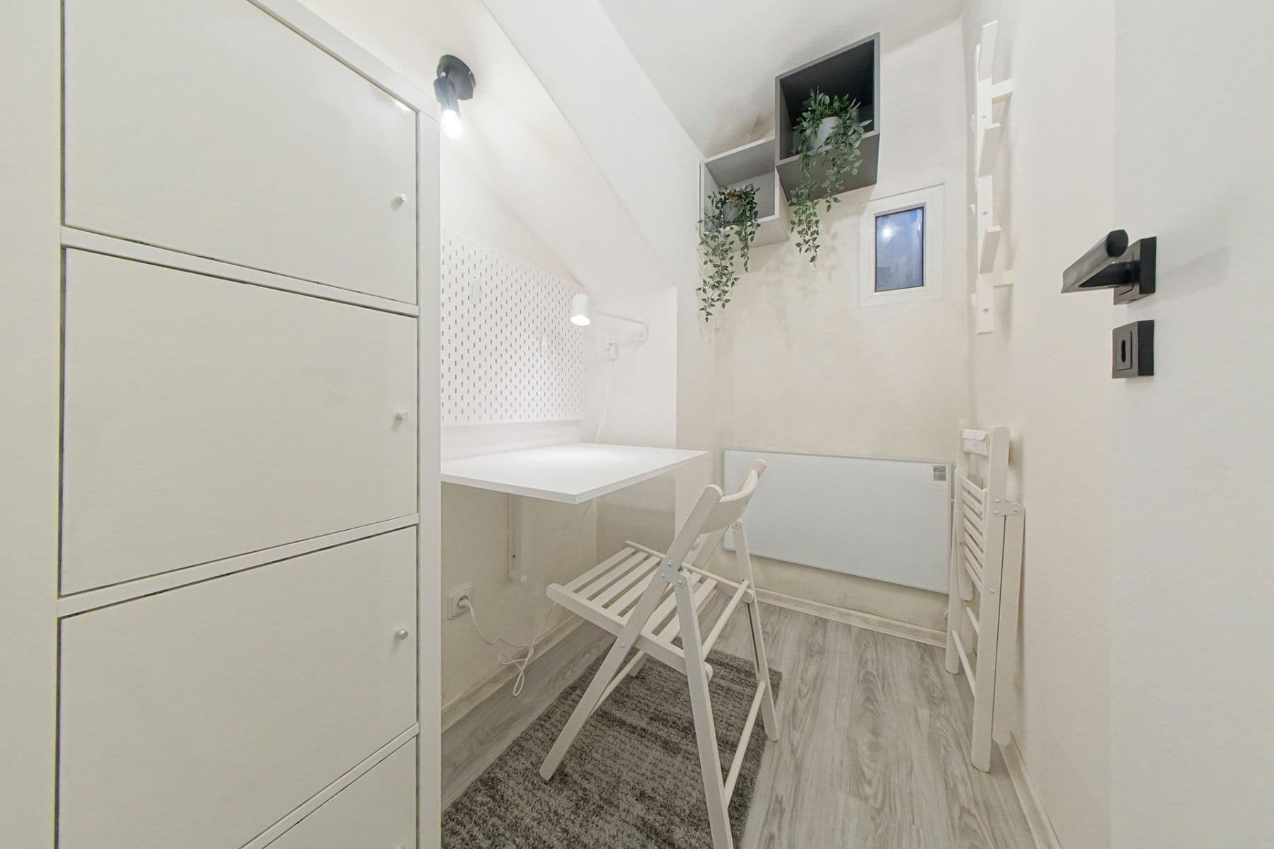 Pronájem bytu 2+kk 21 m², Holandská, Praha, Praha Pronájem bytu 2+kk 21 m², Holandská, Praha, Praha