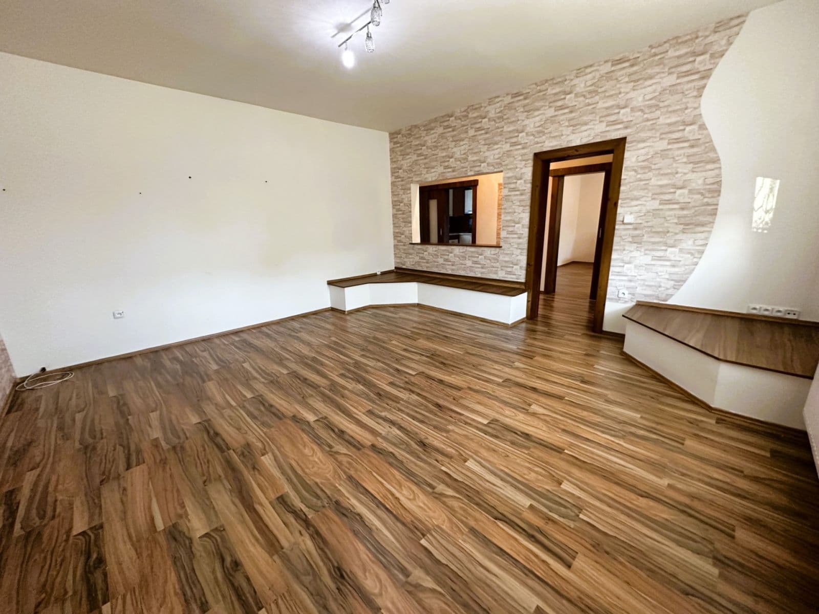 Prodej domu 234 m², pozemek 2.009 m², Božická, Šanov, Jihomoravský kraj Prodej domu 234 m², pozemek 2.009 m², Božická, Šanov, Jihomoravský kraj