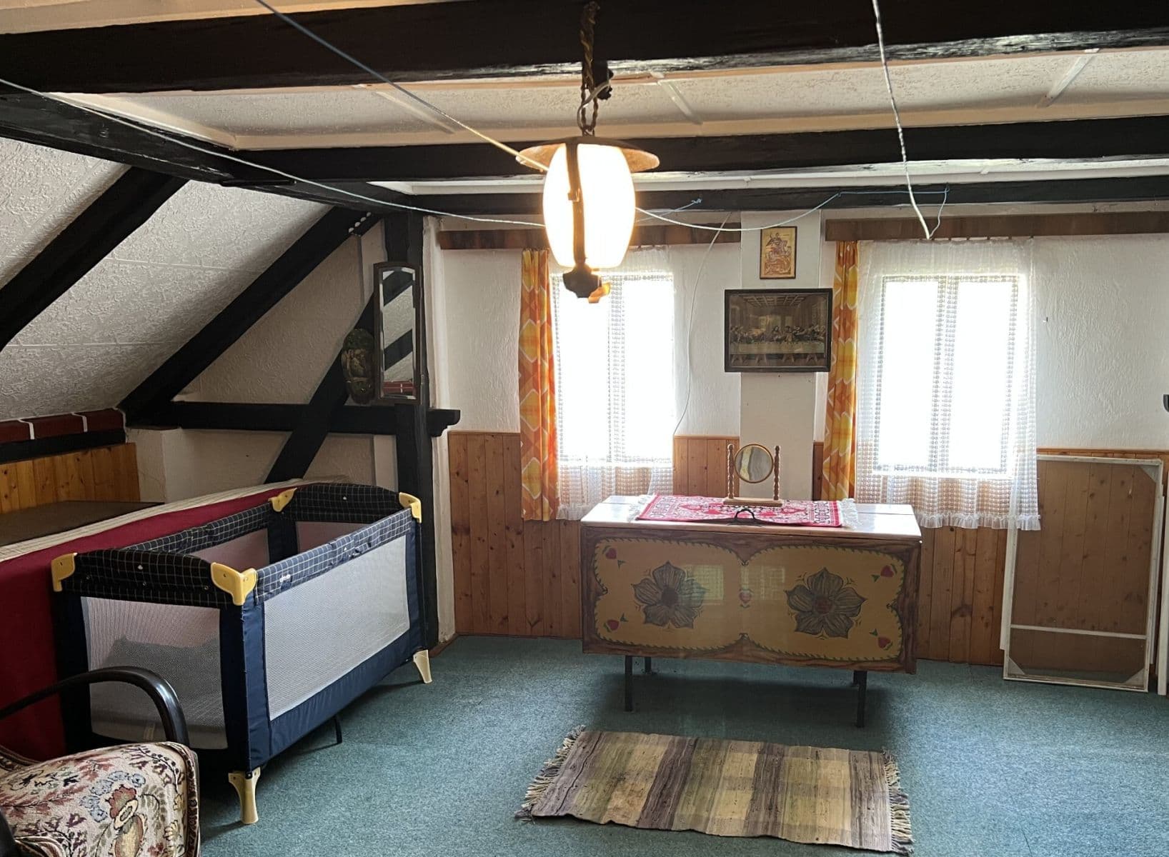 Prodej domu 140 m², pozemek 915 m², Katusice, Středočeský kraj Prodej domu 140 m², pozemek 915 m², Katusice, Středočeský kraj