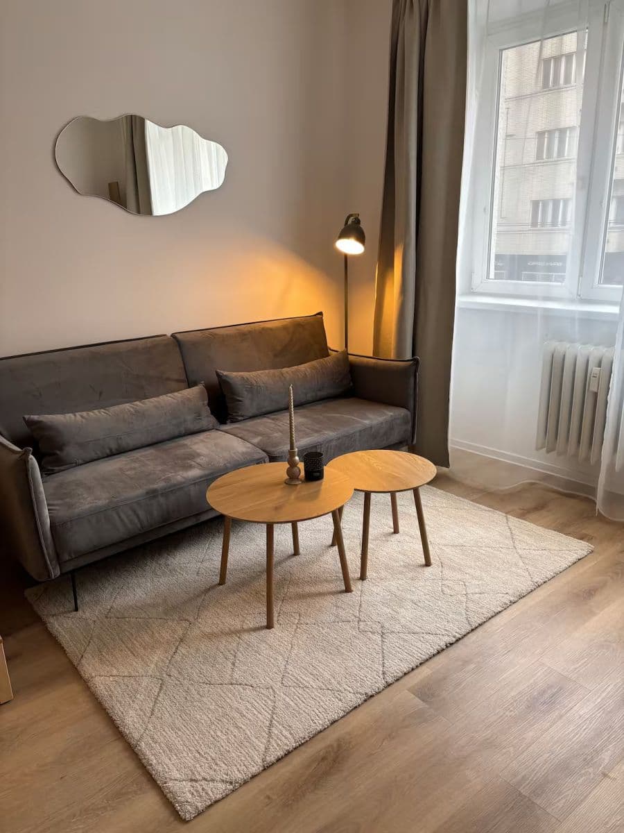 Pronájem bytu 1+kk 34 m², Dělnická, Praha, Praha Pronájem bytu 1+kk 34 m², Dělnická, Praha, Praha