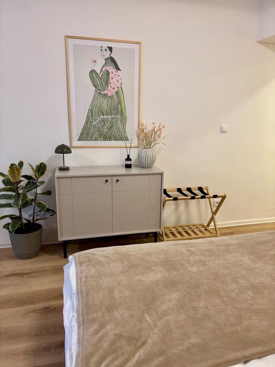 Pronájem bytu 1+kk 34 m², Dělnická, Praha, Praha Pronájem bytu 1+kk 34 m², Dělnická, Praha, Praha