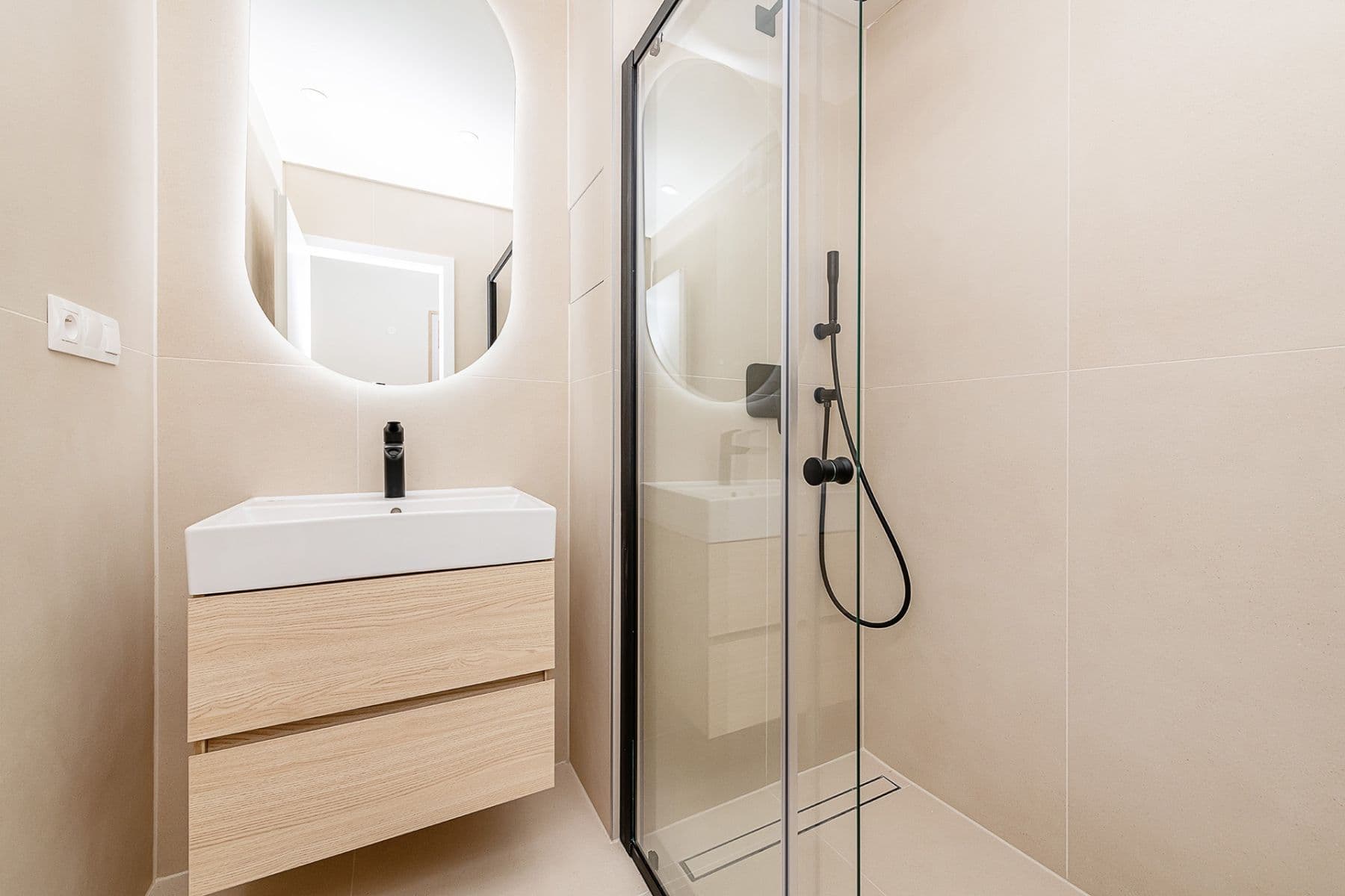 Prodej bytu 2+kk 47 m², Polská, Praha, Praha Prodej bytu 2+kk 47 m², Polská, Praha, Praha