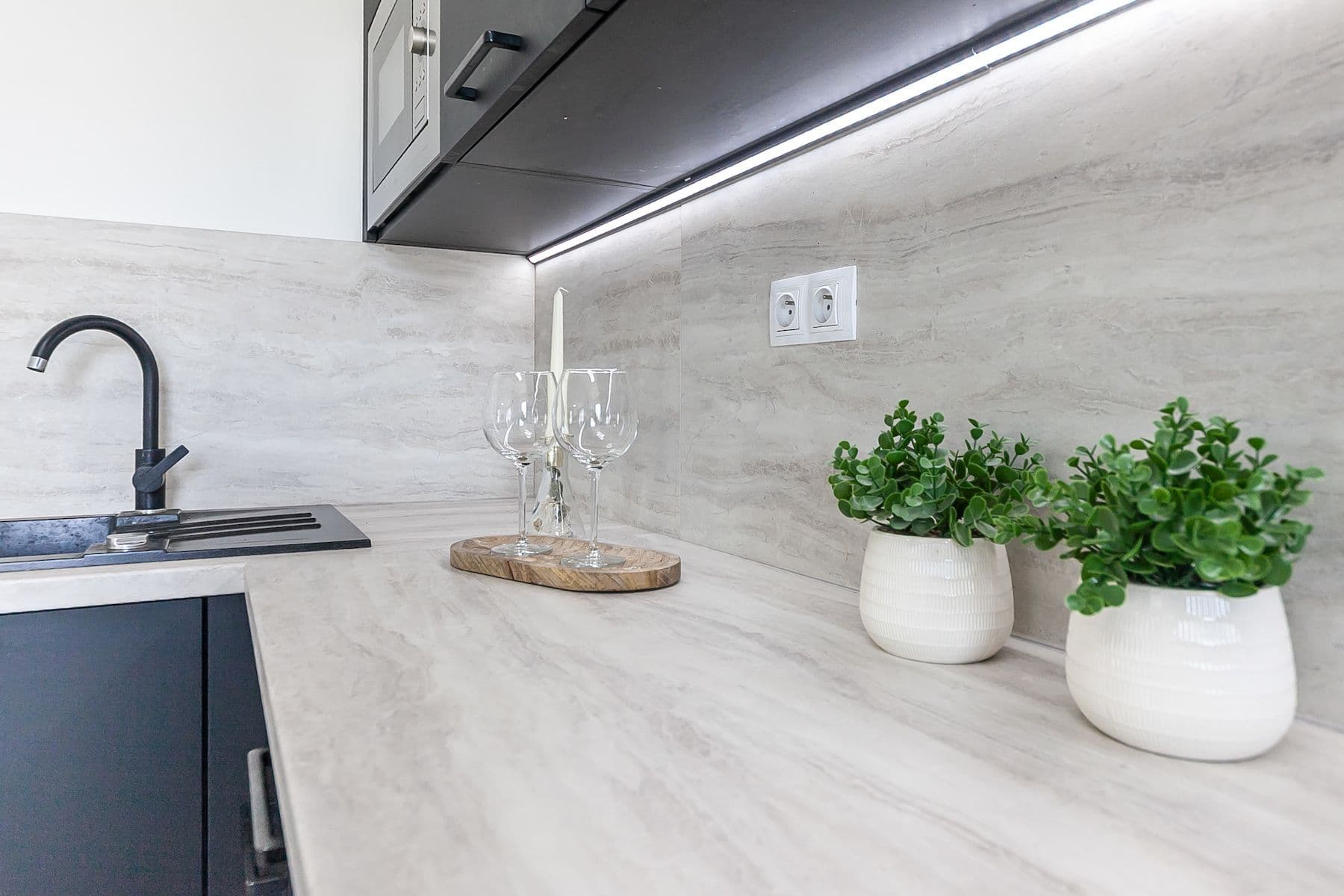 Prodej bytu 3+kk 81 m², Emy Destinové, Jinočany, Středočeský kraj Prodej bytu 3+kk 81 m², Emy Destinové, Jinočany, Středočeský kraj