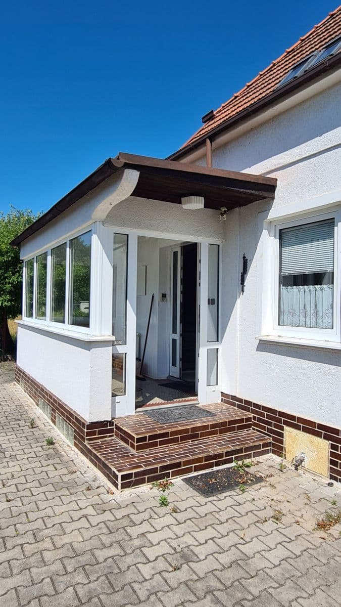 Prodej domu 142 m², pozemek 451 m², Západní, Hovorčovice, Středočeský kraj Prodej domu 142 m², pozemek 451 m², Západní, Hovorčovice, Středočeský kraj