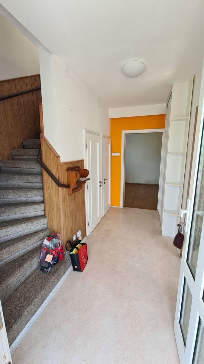 Prodej domu 142 m², pozemek 451 m², Západní, Hovorčovice, Středočeský kraj Prodej domu 142 m², pozemek 451 m², Západní, Hovorčovice, Středočeský kraj