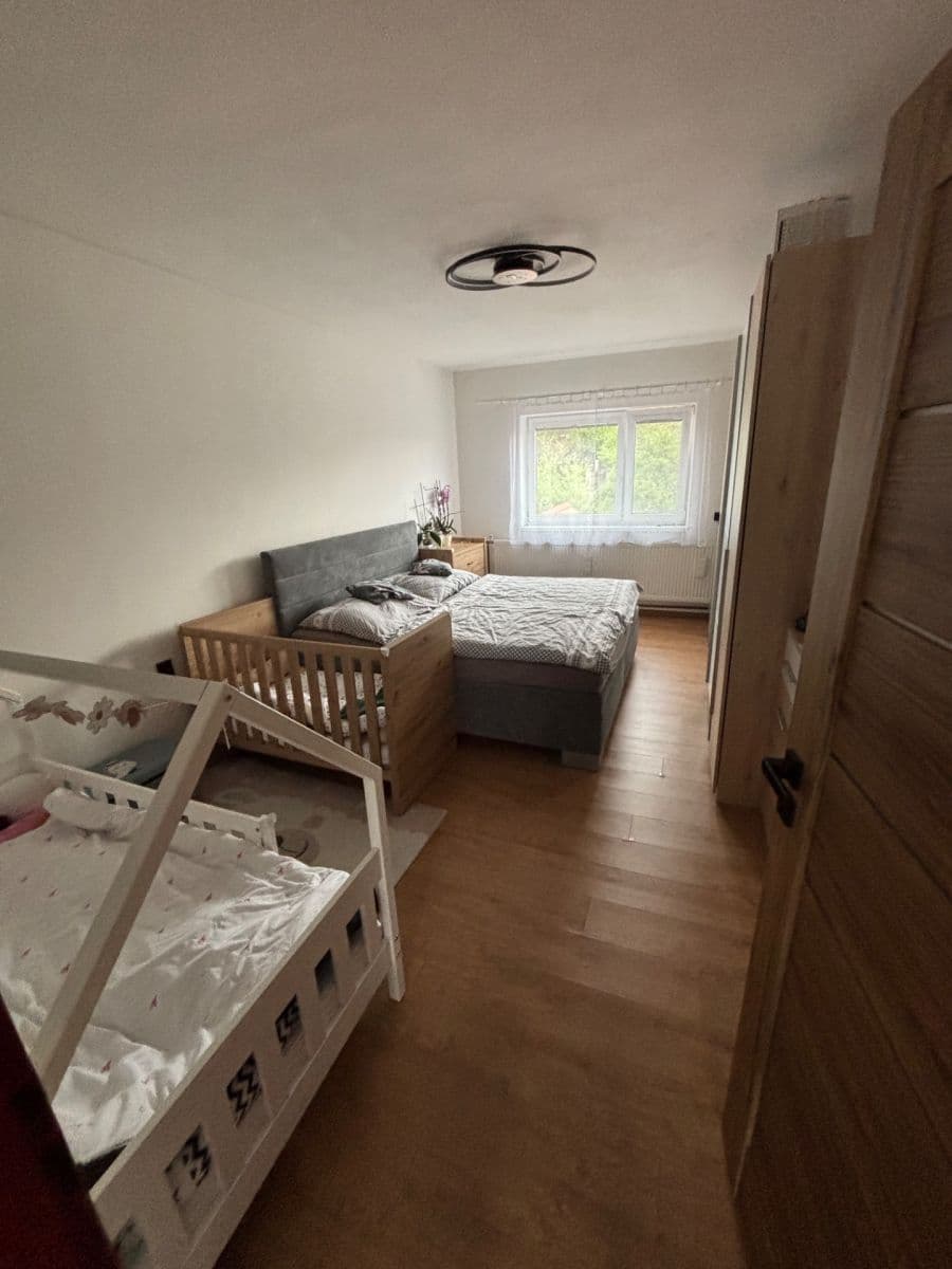 Prodej domu 170 m², pozemek 730 m², Obůrka, Velké Meziříčí, Kraj Vysočina Prodej domu 170 m², pozemek 730 m², Obůrka, Velké Meziříčí, Kraj Vysočina