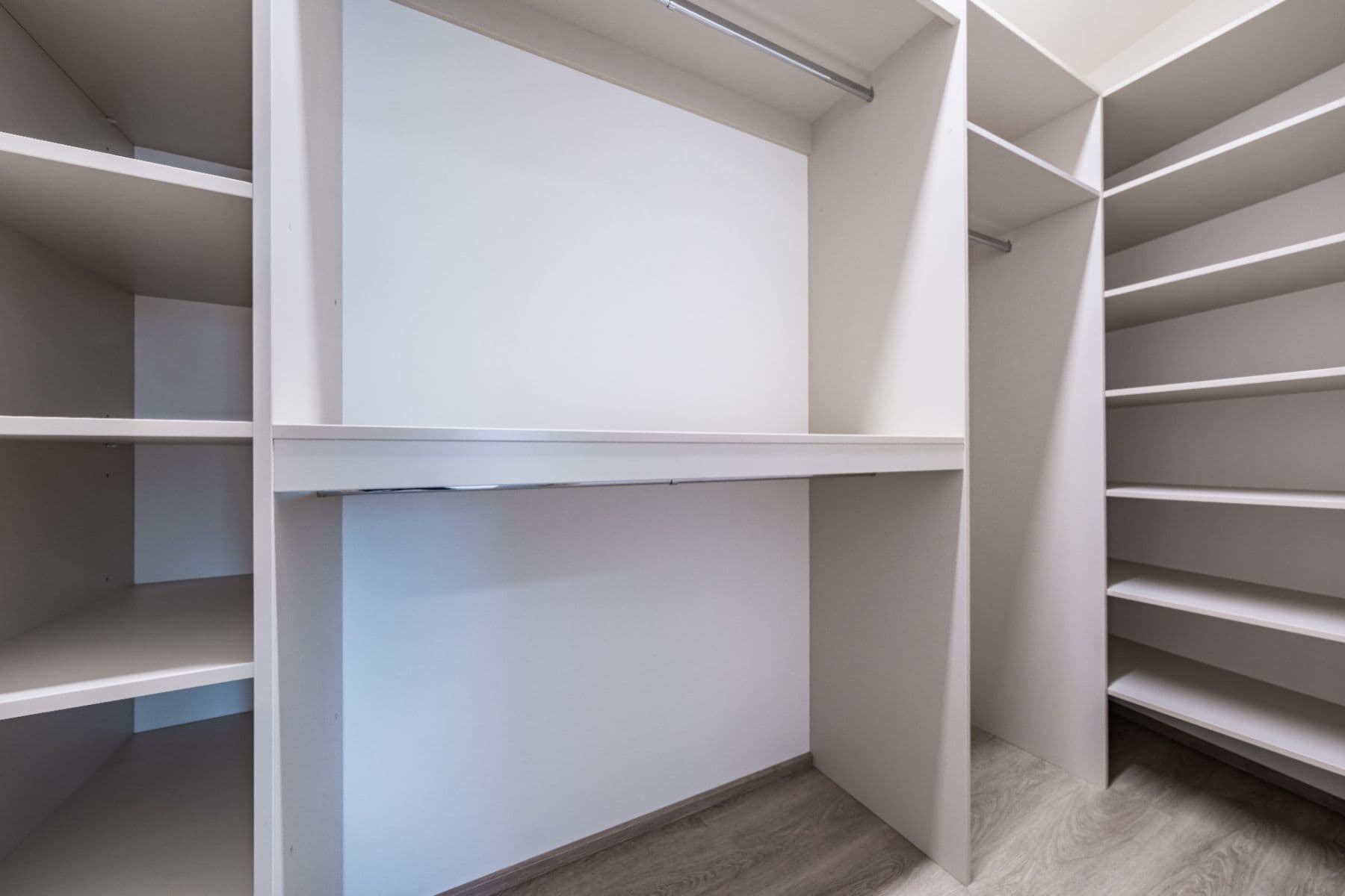 Pronájem bytu 3+kk 72 m², Výstavní, Praha, Praha Pronájem bytu 3+kk 72 m², Výstavní, Praha, Praha
