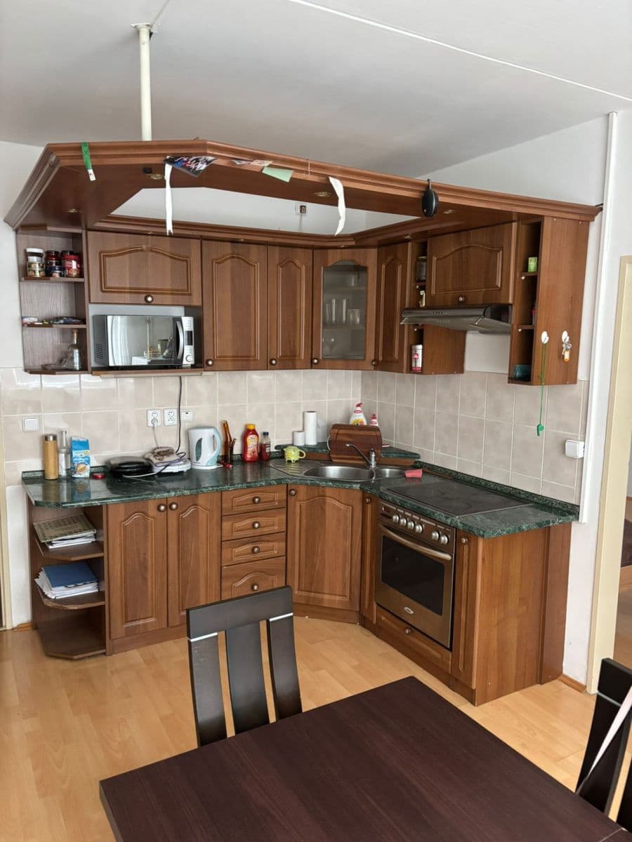 Pronájem bytu 2+kk 45 m², třída Generála Píky, Brno, Jihomoravský kraj Pronájem bytu 2+kk 45 m², třída Generála Píky, Brno, Jihomoravský kraj