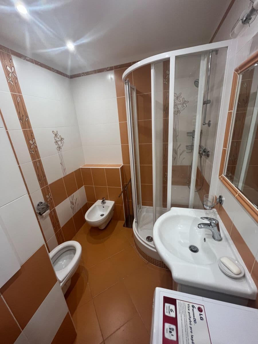 Pronájem bytu 2+1 72 m², Havlíčkova, Mariánské Lázně, Karlovarský kraj Pronájem bytu 2+1 72 m², Havlíčkova, Mariánské Lázně, Karlovarský kraj