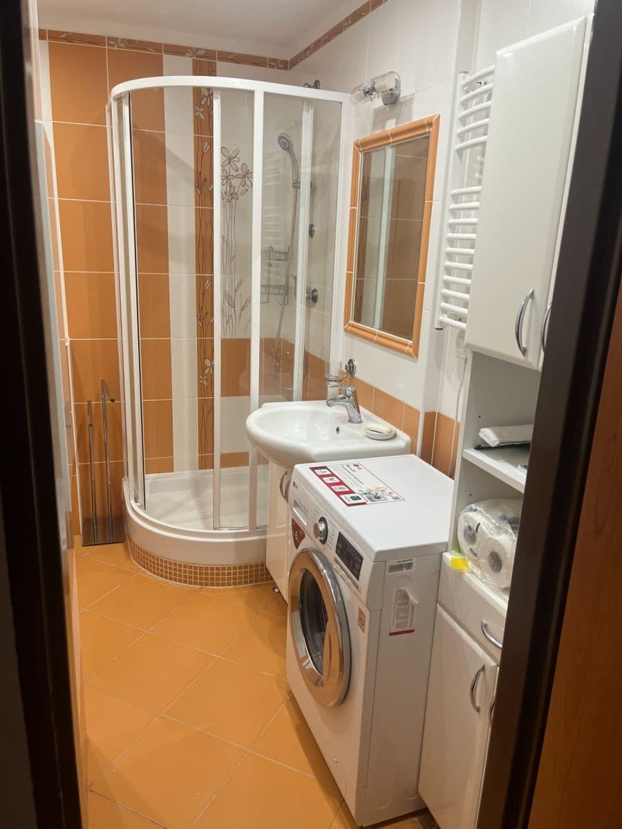 Pronájem bytu 2+1 72 m², Havlíčkova, Mariánské Lázně, Karlovarský kraj Pronájem bytu 2+1 72 m², Havlíčkova, Mariánské Lázně, Karlovarský kraj