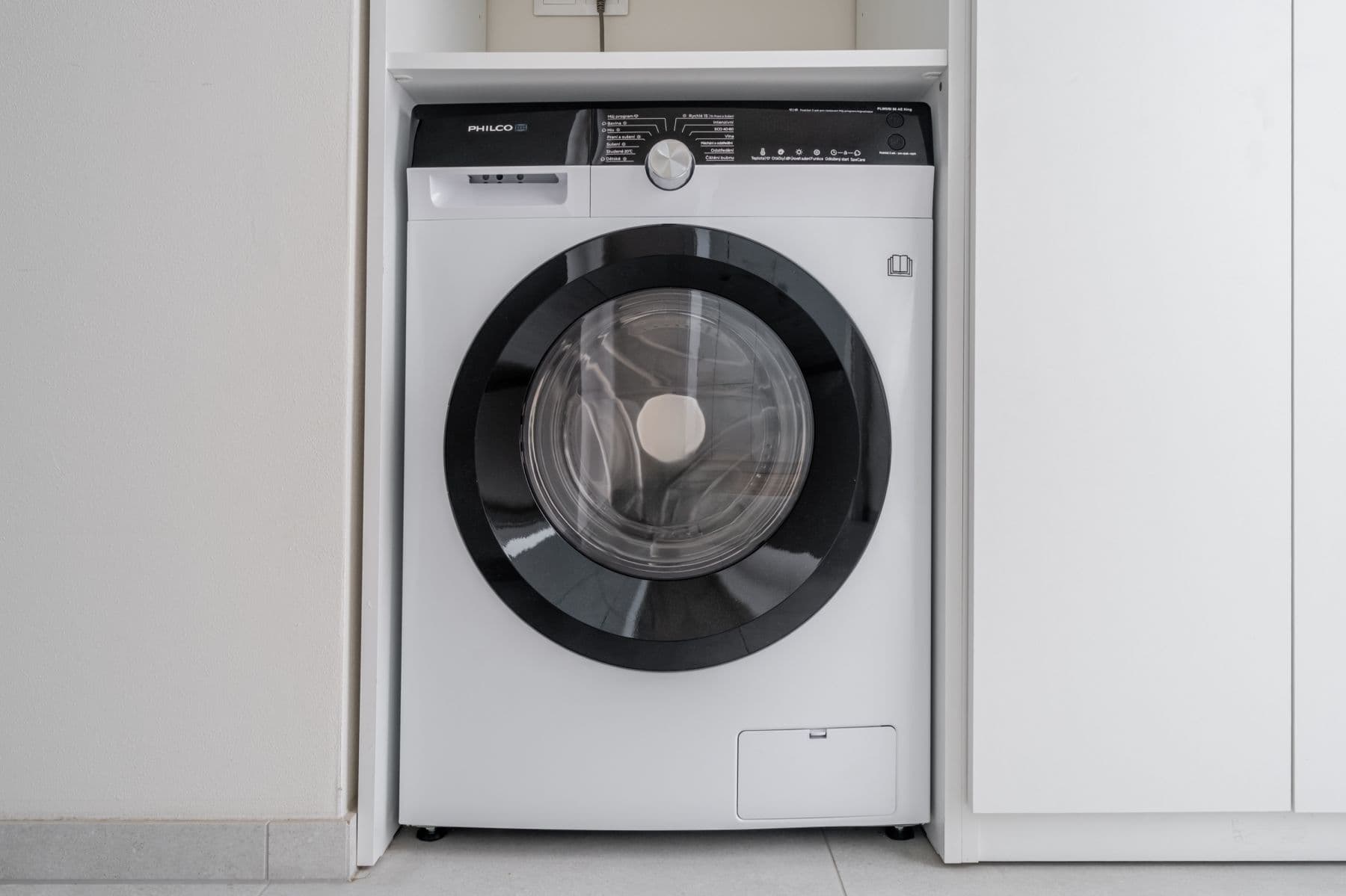 Pronájem bytu 45 m², Veletržní, Praha, Praha Pronájem bytu 45 m², Veletržní, Praha, Praha