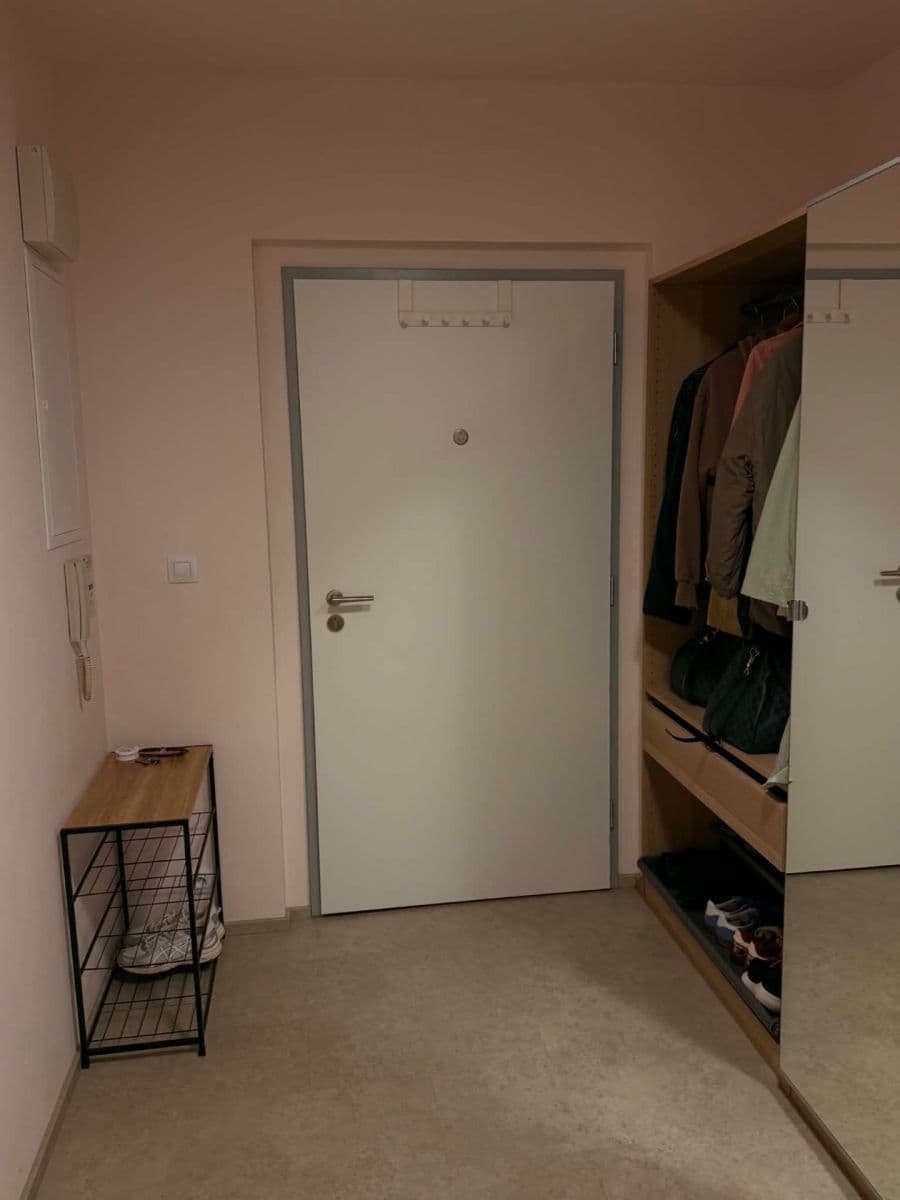 Pronájem bytu 2+kk 53 m², Křižíkova, Praha, Praha Pronájem bytu 2+kk 53 m², Křižíkova, Praha, Praha
