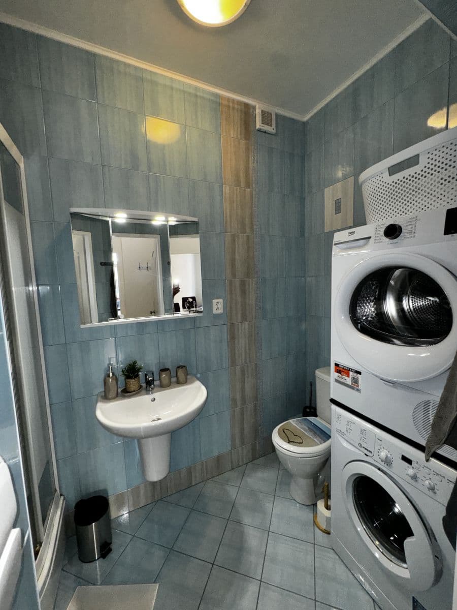 Pronájem bytu 28 m², Drahobejlova, Praha, Praha Pronájem bytu 28 m², Drahobejlova, Praha, Praha