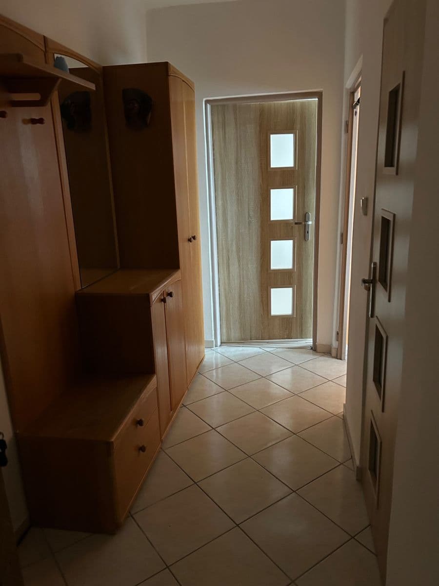 Prodej bytu 1+1 41 m², Hviezdna, Nitra, Nitriansky kraj Prodej bytu 1+1 41 m², Hviezdna, Nitra, Nitriansky kraj