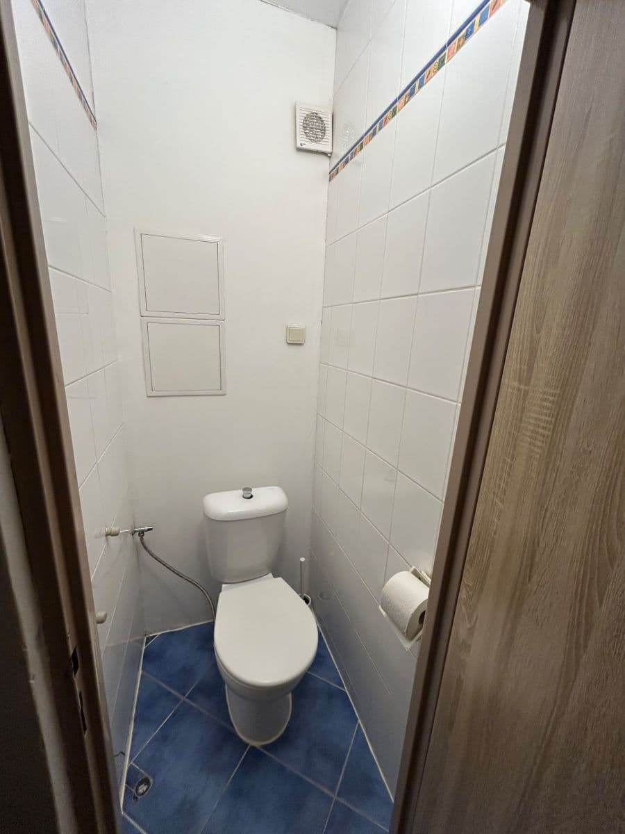 Prodej bytu 1+1 41 m², Hviezdna, Nitra, Nitriansky kraj Prodej bytu 1+1 41 m², Hviezdna, Nitra, Nitriansky kraj