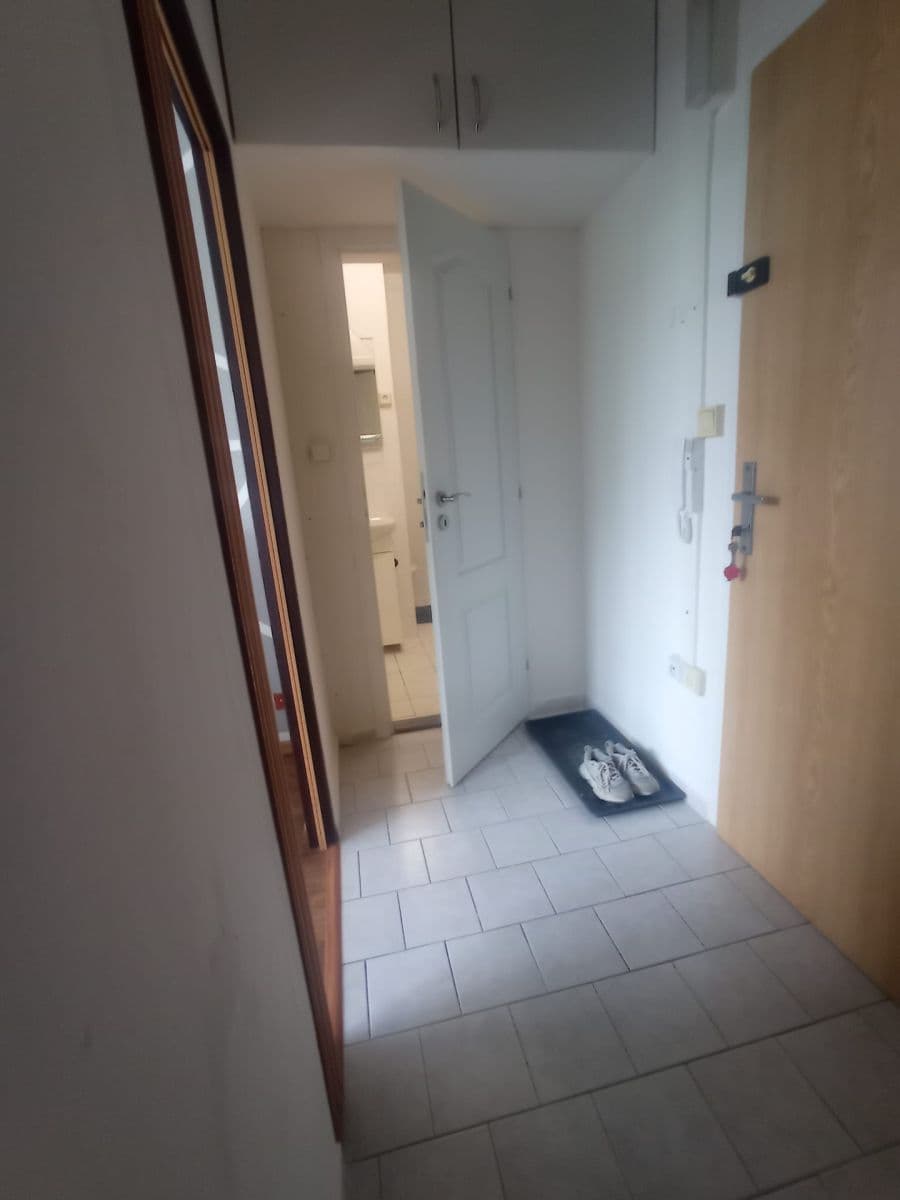 Pronájem bytu 2+1 48 m², Dr. Šavrdy, Ostrava, Moravskoslezský kraj Pronájem bytu 2+1 48 m², Dr. Šavrdy, Ostrava, Moravskoslezský kraj