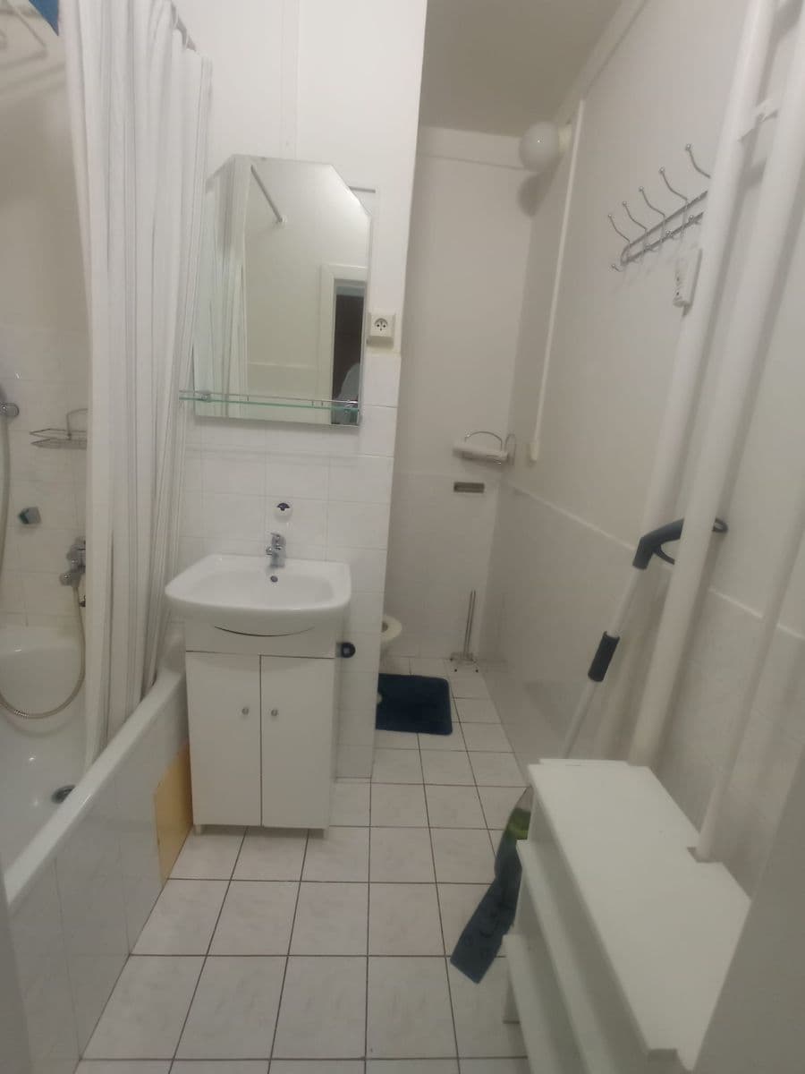 Pronájem bytu 2+1 48 m², Dr. Šavrdy, Ostrava, Moravskoslezský kraj Pronájem bytu 2+1 48 m², Dr. Šavrdy, Ostrava, Moravskoslezský kraj