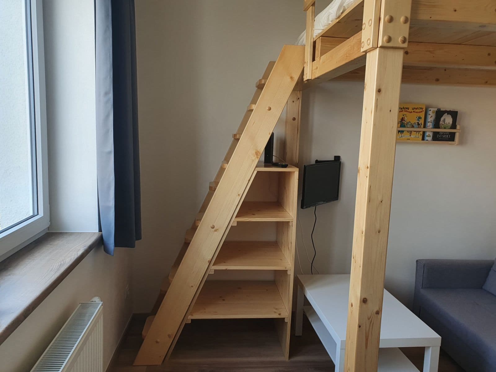 Pronájem bytu 1+kk 21 m², náměstí Dr. Václava Holého, Praha, Praha Pronájem bytu 1+kk 21 m², náměstí Dr. Václava Holého, Praha, Praha