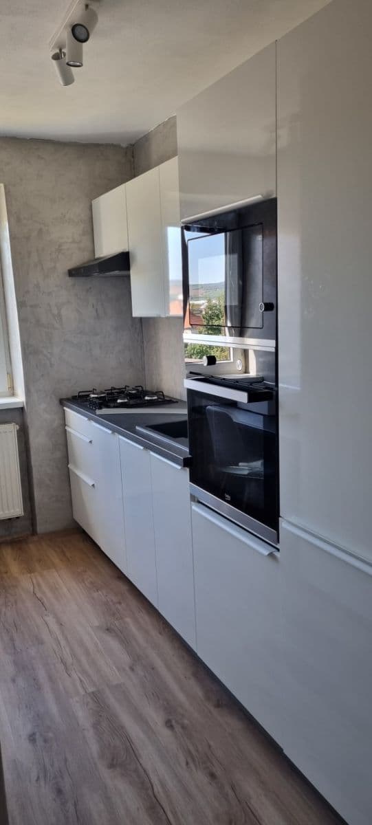 Pronájem bytu 3+1 61 m², Javorová, Hustopeče, Jihomoravský kraj Pronájem bytu 3+1 61 m², Javorová, Hustopeče, Jihomoravský kraj