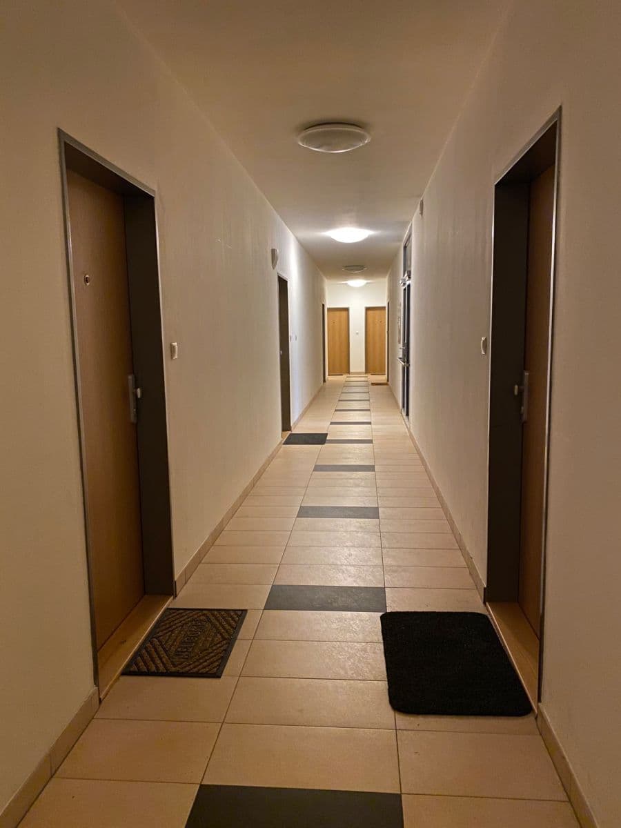 Pronájem bytu 2+kk 50 m², Mírového hnutí, Praha, Praha Pronájem bytu 2+kk 50 m², Mírového hnutí, Praha, Praha