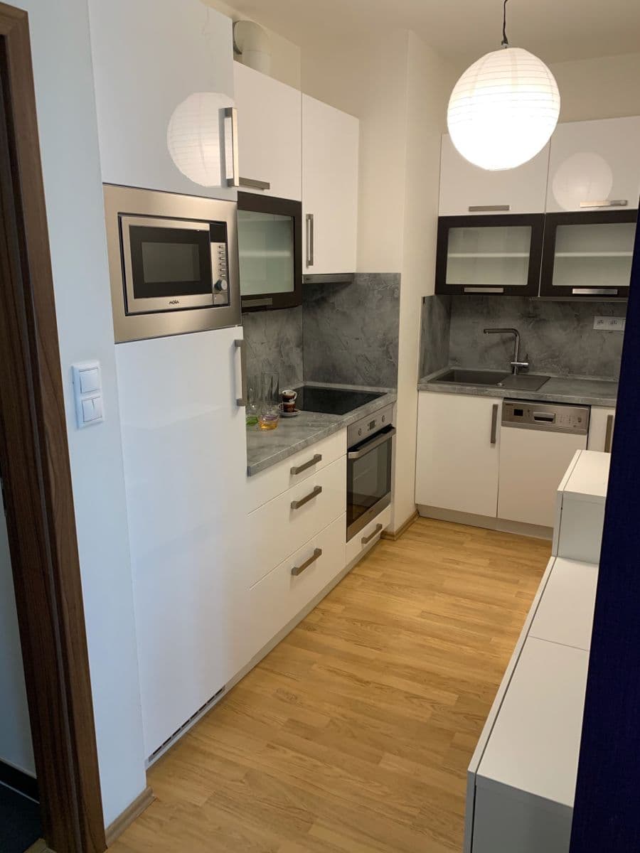 Pronájem bytu 2+kk 50 m², Mírového hnutí, Praha, Praha Pronájem bytu 2+kk 50 m², Mírového hnutí, Praha, Praha