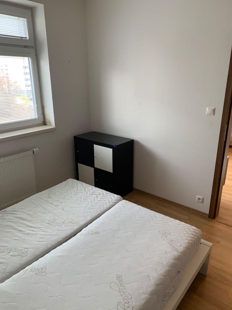 Pronájem bytu 2+kk 50 m², Mírového hnutí, Praha, Praha Pronájem bytu 2+kk 50 m², Mírového hnutí, Praha, Praha