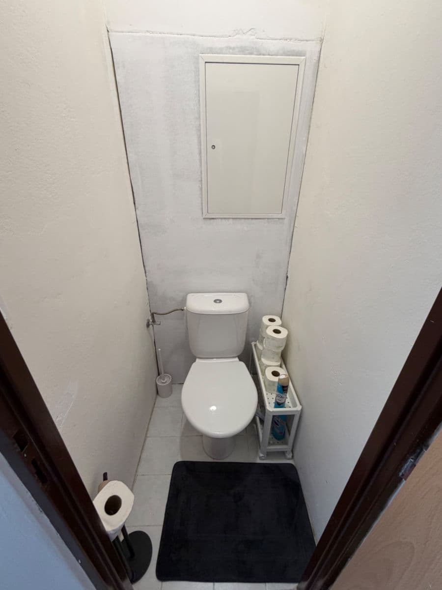 Pronájem bytu 1+kk 25 m², Jahodová, Praha, Praha Pronájem bytu 1+kk 25 m², Jahodová, Praha, Praha