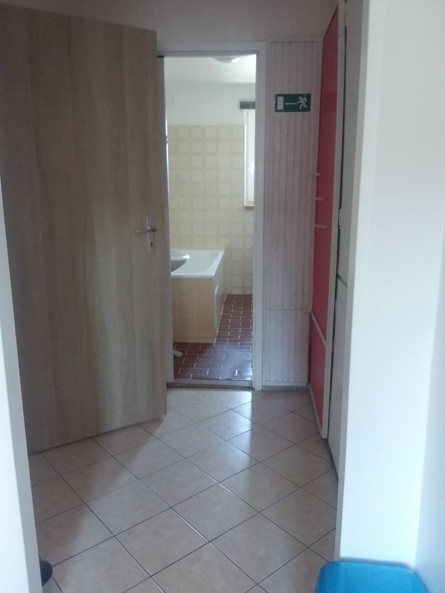 Pronájem domu 75 m², pozemek 150 m², Jaroměřská, Praha, Praha Pronájem domu 75 m², pozemek 150 m², Jaroměřská, Praha, Praha