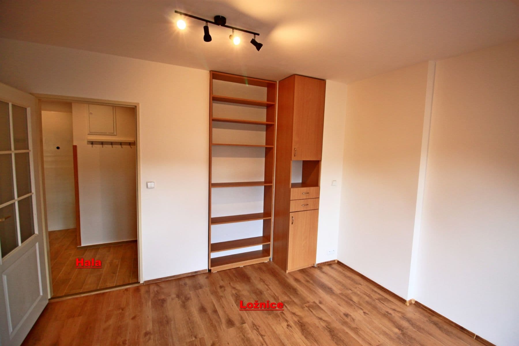 Pronájem bytu 2+1 62 m², Vnější, Praha, Praha Pronájem bytu 2+1 62 m², Vnější, Praha, Praha