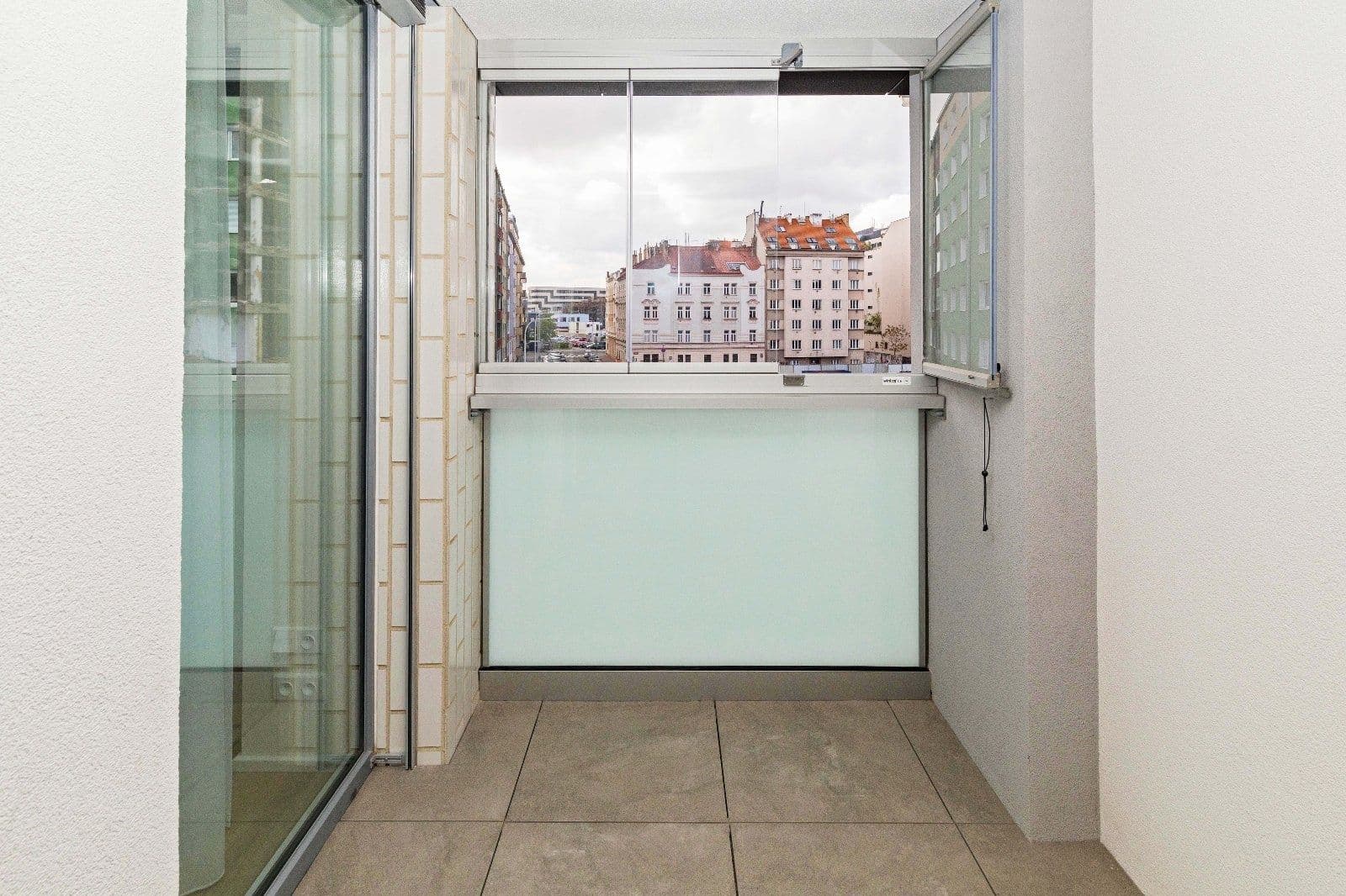 Pronájem bytu 1+kk 39 m², Vrbenského, Praha, Praha Pronájem bytu 1+kk 39 m², Vrbenského, Praha, Praha