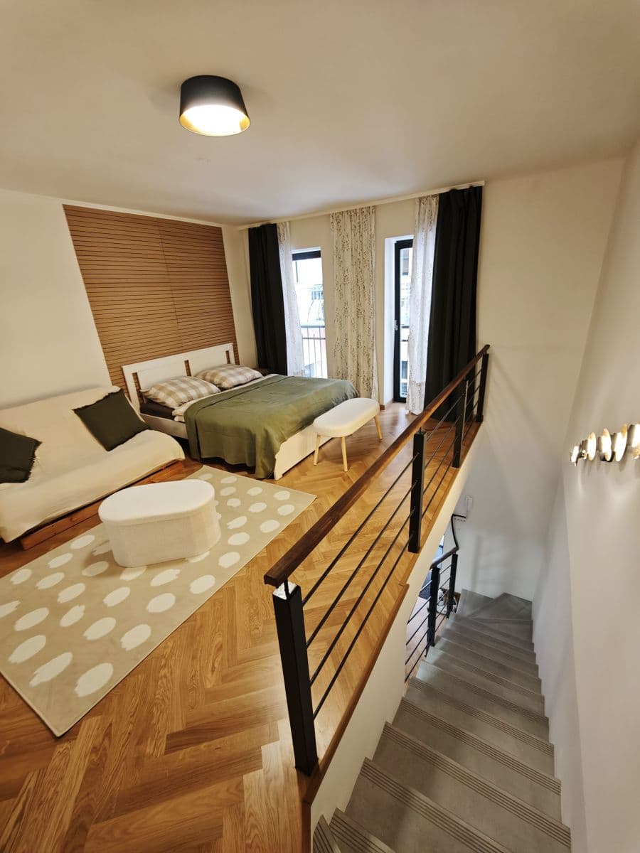 Pronájem bytu 46 m², Pernerova, Praha, Praha Pronájem bytu 46 m², Pernerova, Praha, Praha