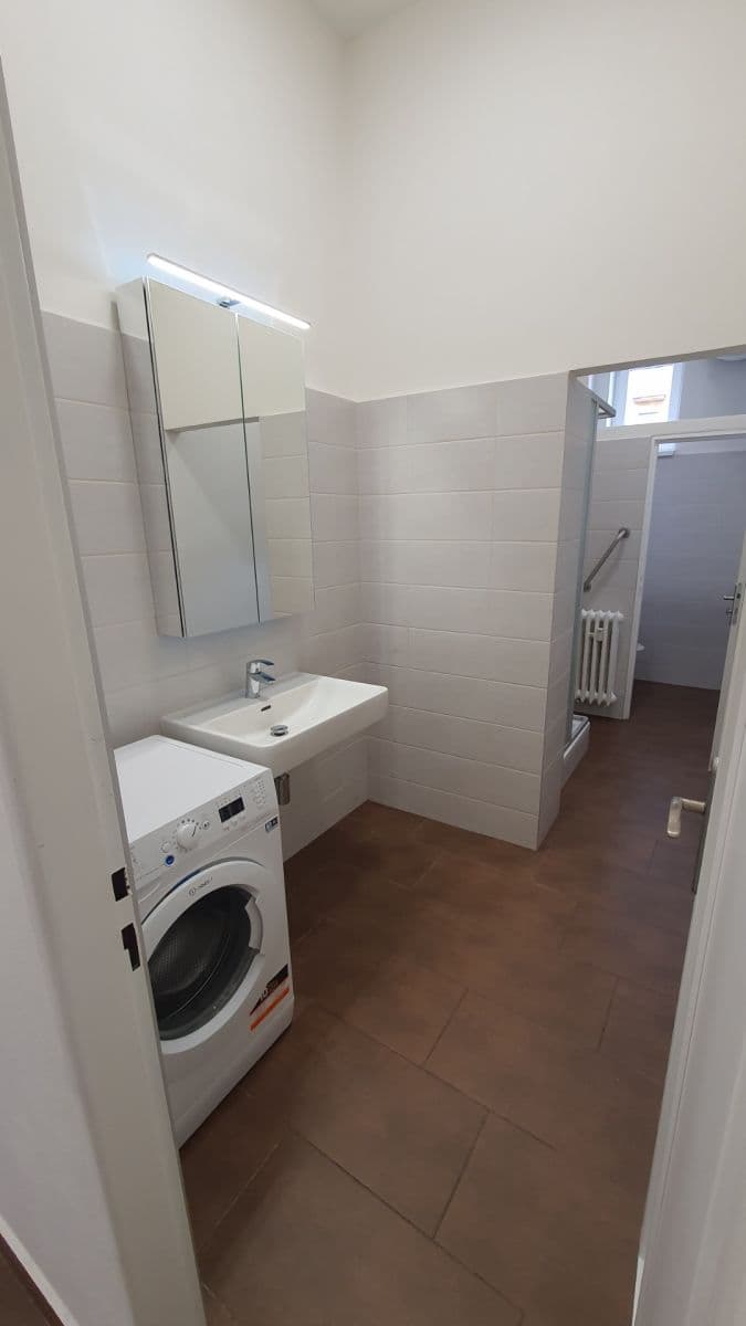 Pronájem bytu 3+1 76 m², Svatoslavova, Praha, Praha Pronájem bytu 3+1 76 m², Svatoslavova, Praha, Praha