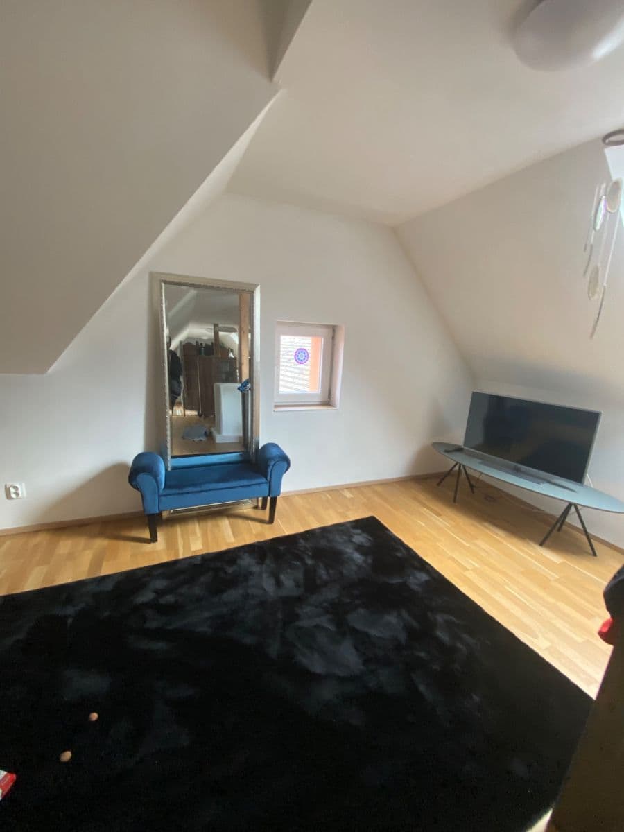 Pronájem domu 123 m², pozemek 181 m², Lužická, Nelahozeves, Středočeský kraj Pronájem domu 123 m², pozemek 181 m², Lužická, Nelahozeves, Středočeský kraj