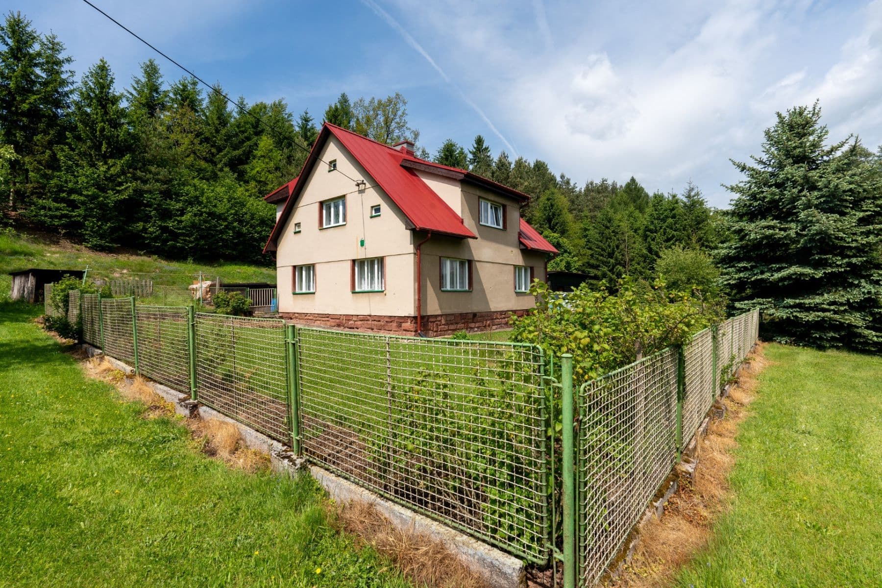 Prodej domu 146 m², pozemek 14.070 m², Bělá, Liberecký kraj Prodej domu 146 m², pozemek 14.070 m², Bělá, Liberecký kraj